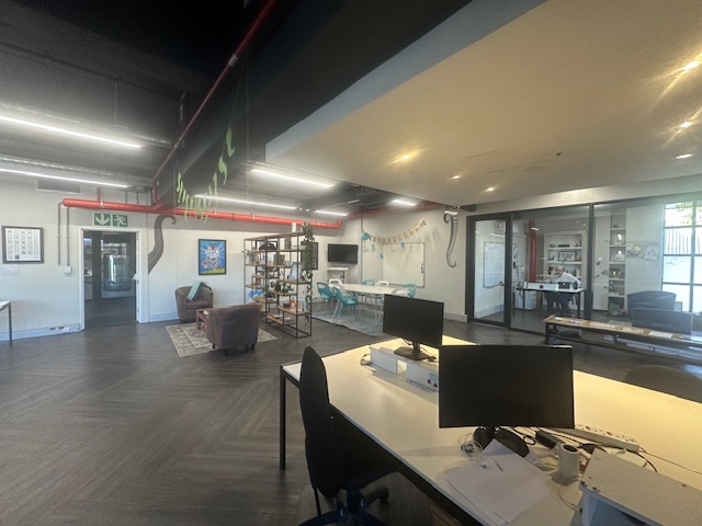 To Let commercial Property for Rent in Zonnebloem Western Cape